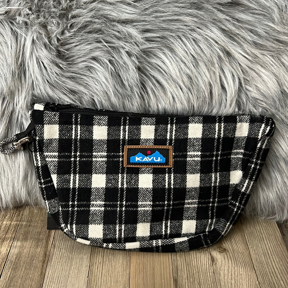 Kavu Tabernash pouch - NEW